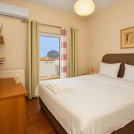 Cosmo - Seaside Elegance With Views Of Castle *