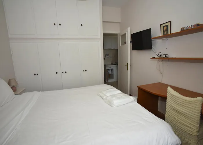 Appartement Cosmo - Seaside Elegance With Views Of Castle Monemvasía